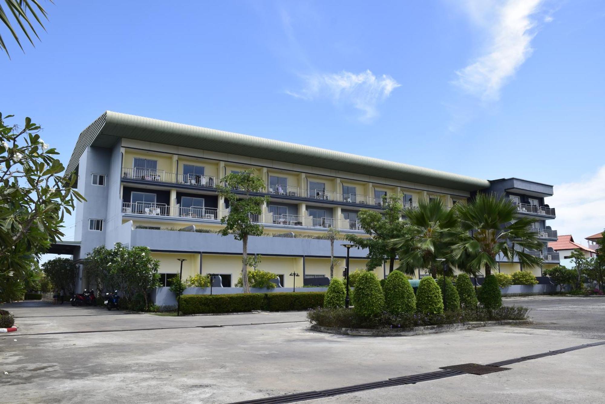 Blue Beach Grand Resort And Spa In Chalong Phuket By Dayuu Ban Saiyuan Exterior foto