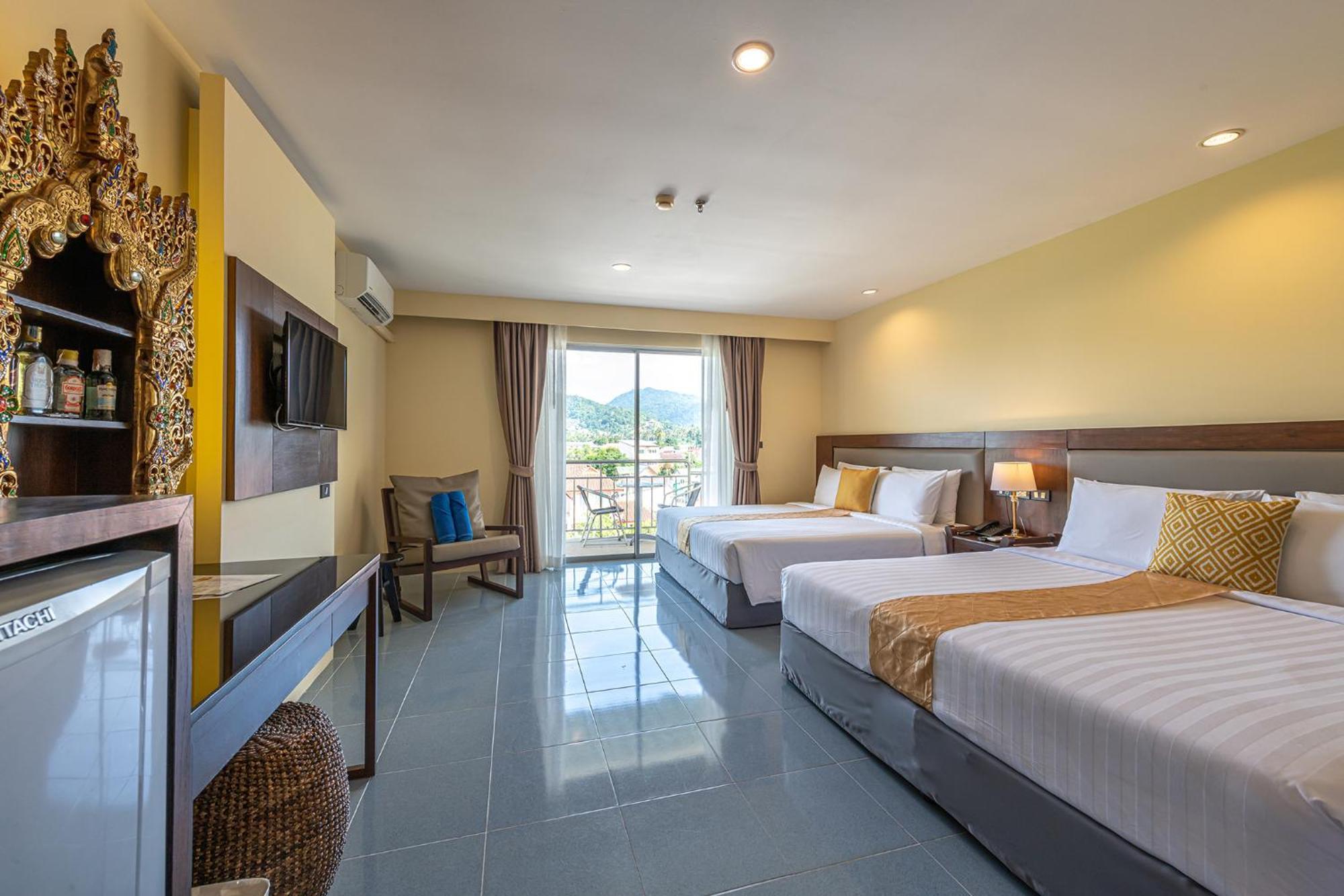 Blue Beach Grand Resort And Spa In Chalong Phuket By Dayuu Ban Saiyuan Exterior foto
