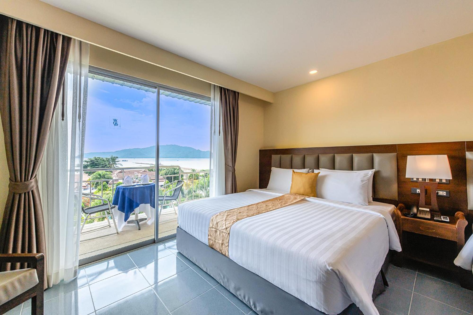 Blue Beach Grand Resort And Spa In Chalong Phuket By Dayuu Ban Saiyuan Exterior foto