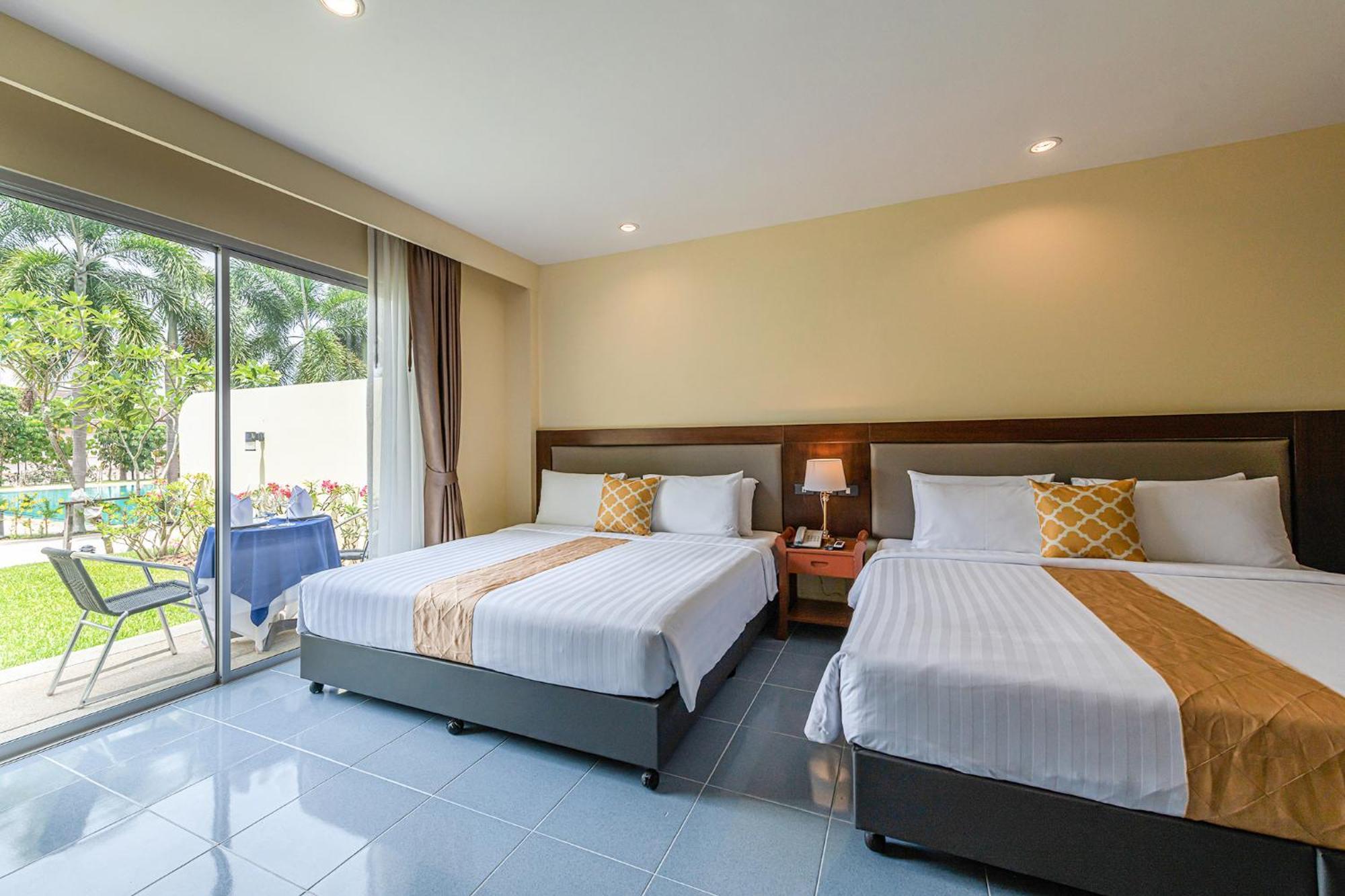 Blue Beach Grand Resort And Spa In Chalong Phuket By Dayuu Ban Saiyuan Exterior foto